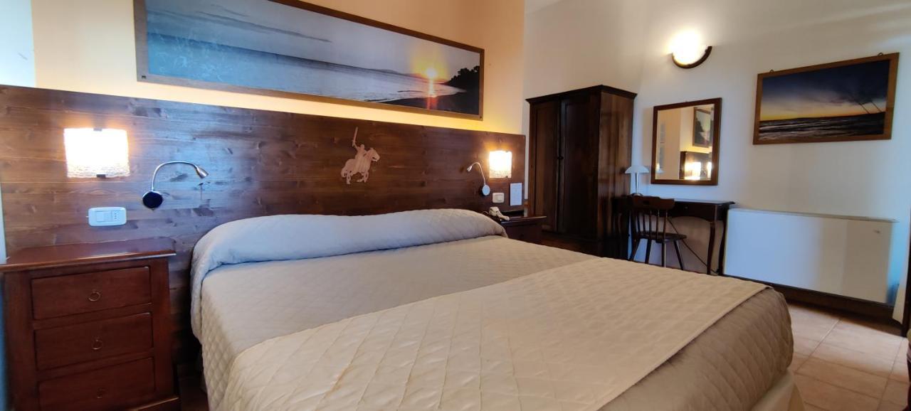 Locanda Mossa Dei Barbari Buriano Kültér fotó