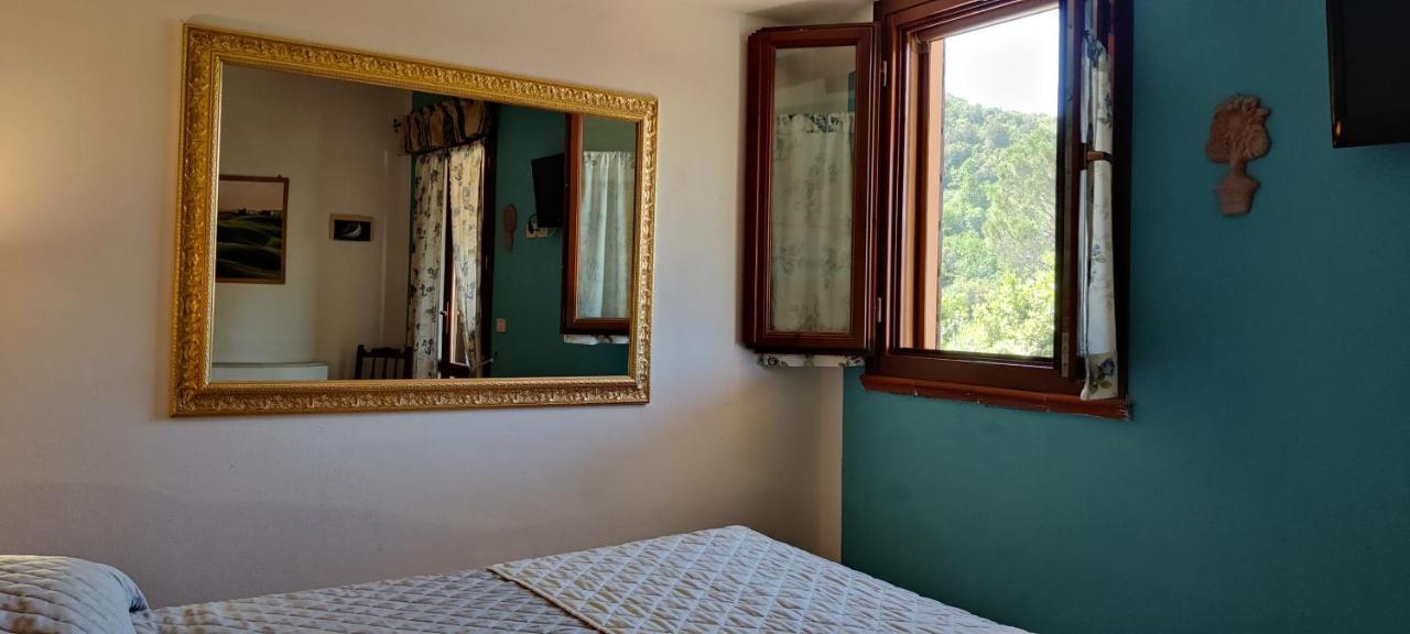 Locanda Mossa Dei Barbari Buriano Kültér fotó