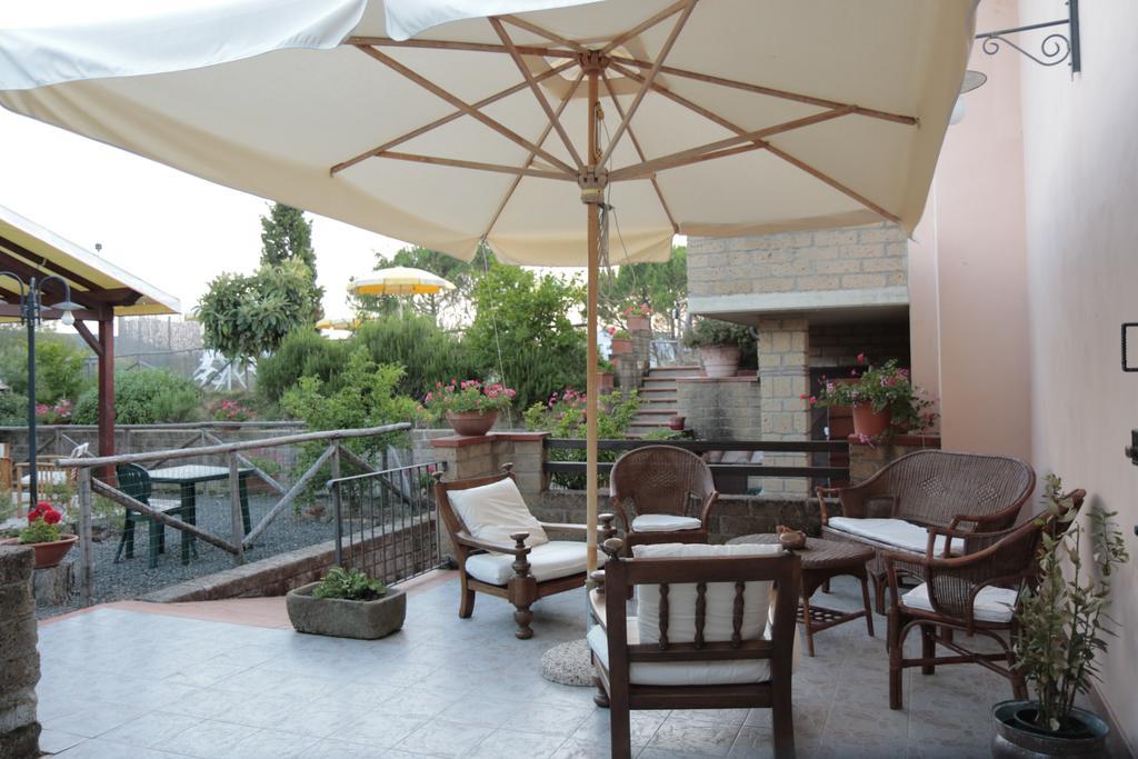 Locanda Mossa Dei Barbari Buriano Kültér fotó