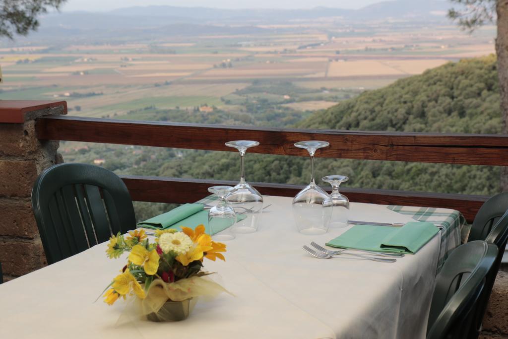 Locanda Mossa Dei Barbari Buriano Kültér fotó
