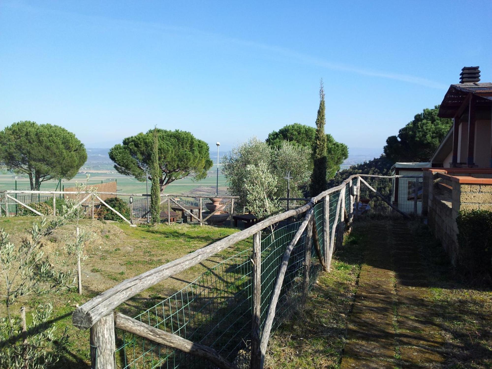 Locanda Mossa Dei Barbari Buriano Kültér fotó